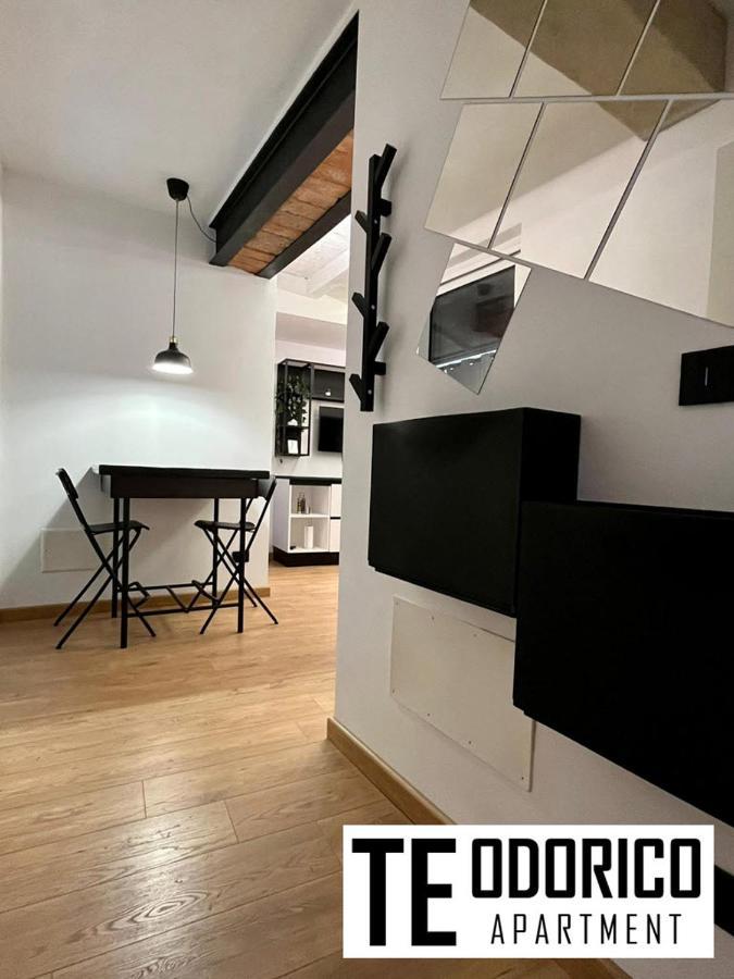Teodorico Room & Apartment Verona Eksteriør billede